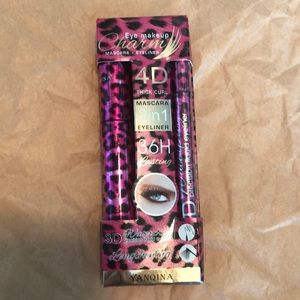 🍇 Mascara and eyeliner 🍇